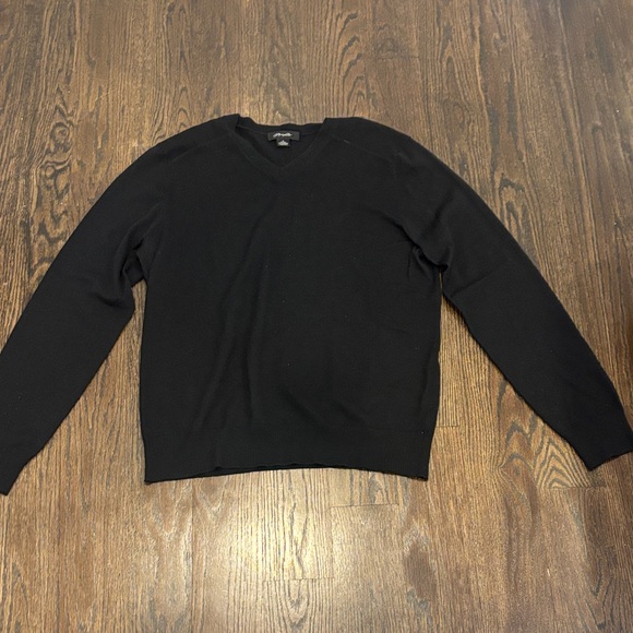 Christopher Fischer Men’s Elegant Black V-Neck Sweater Size Medium